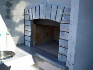 14 Rostilj-na-balkonu